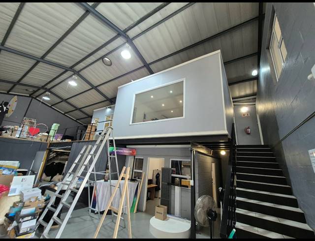 490M² WAREHOUSE TO LET IN PAROW INDUSTRIAL